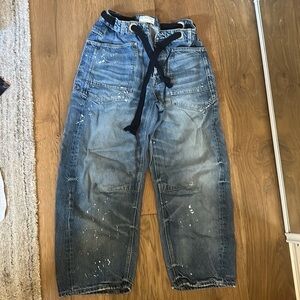 Like new Free People Moxie Barrel Jeans size 28